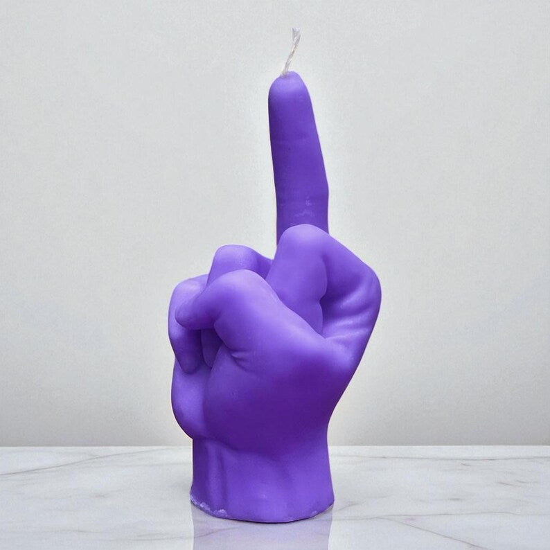 Middle Finger Candle – Funny Rude Swear Gift –Cheeky Home Décor – Novelty Adult Humour Present | Custom Fragrance & Colour | Free UK Post
