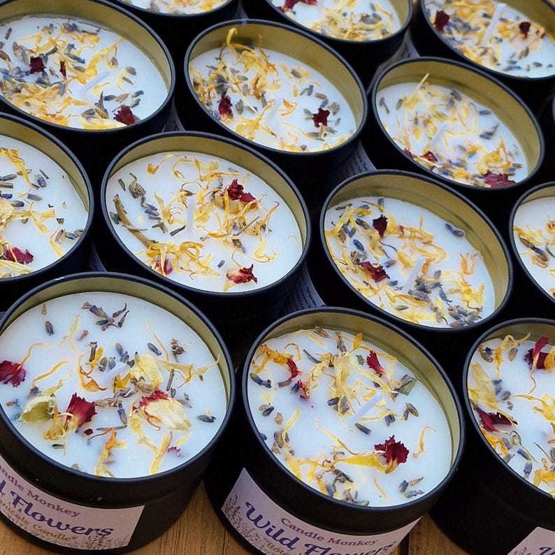 Wildflowers Wedding Favour • Scented Candle Tin with Botanicals • Custom Floral Embellished Wedding Gift • Personalised Candles