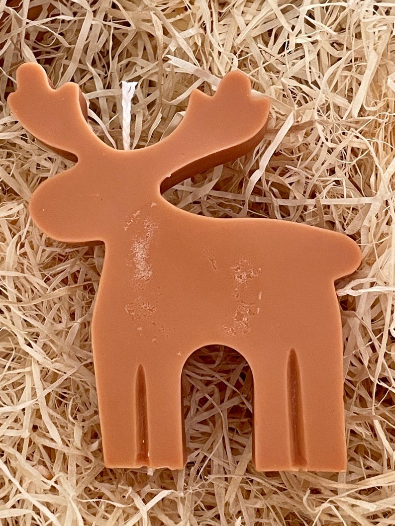 Handgemachte gebrannte orange Lippen, Hamsa-Hand, Alpaka, Totenkopf, abstrakte plissierte Terrakotta-Kerzen. Wählen Sie Duft/ätherisches Öl. Kostenloser Versand innerhalb Großbritanniens.