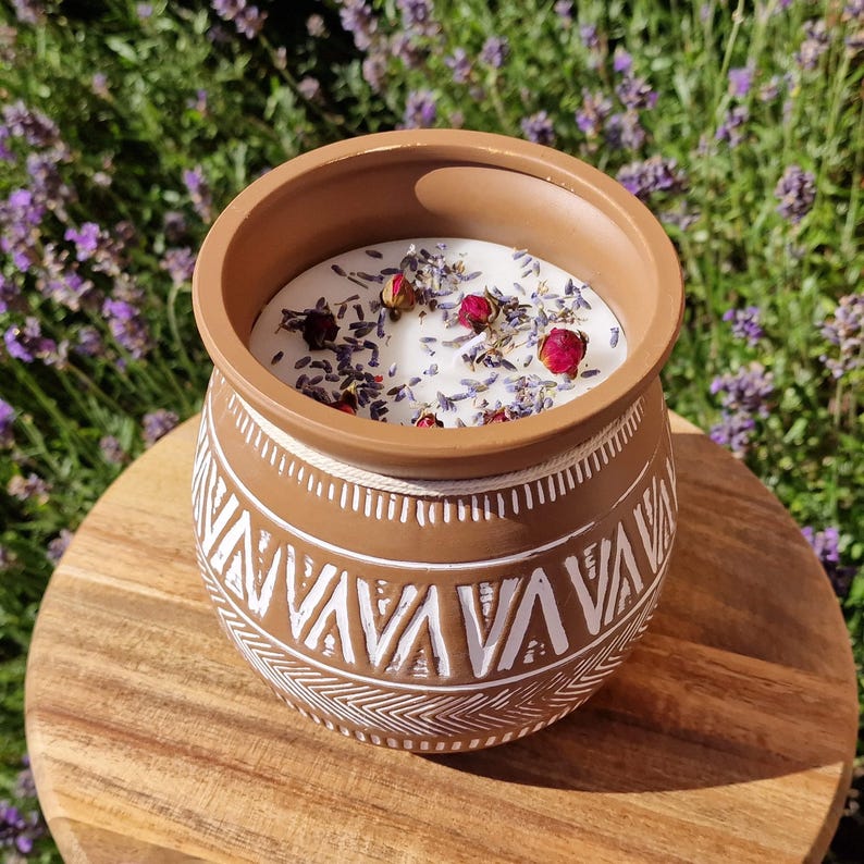 Botanicals Citronella Outdoor Candle – Rustic Urn Terracotta Style. Ideal for BBQs & Garden Parties | Free UK Delivery