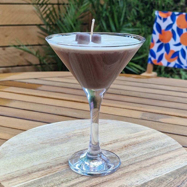 Espresso Martini Candle – Handmade Soy Wax Coffee Candle, Vanilla & Espresso Scent, Unique Gift for Coffee Lovers Free UK Post