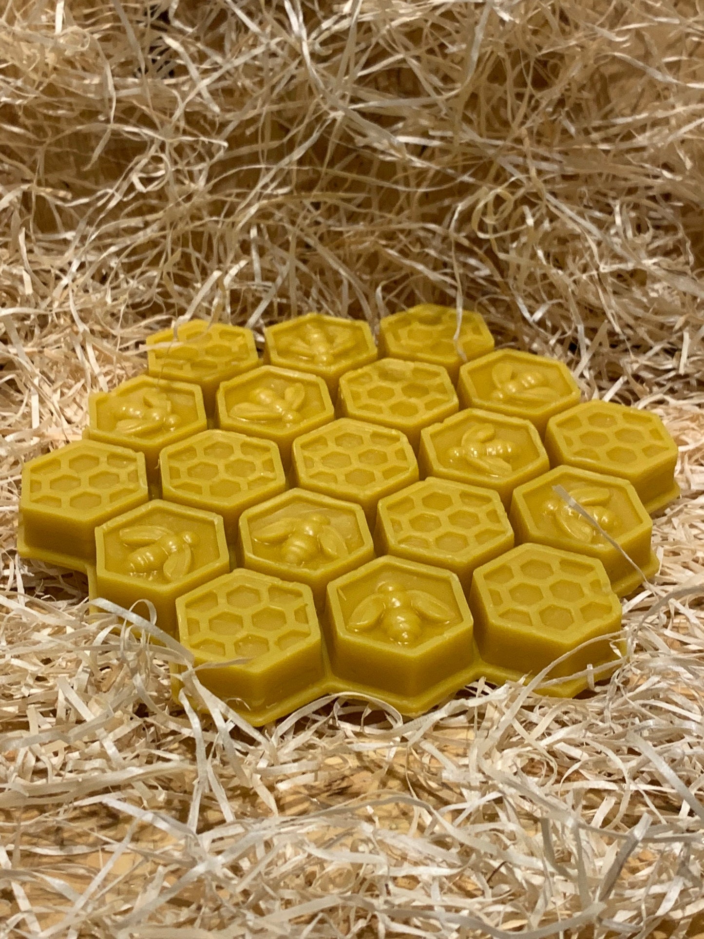 Totally Natural Pure Beeswax & Essential Oil Bergamot Eucalyptus Sweet Orange Tea Tree Lavender Peppermint Wax Melts. Free UK Post