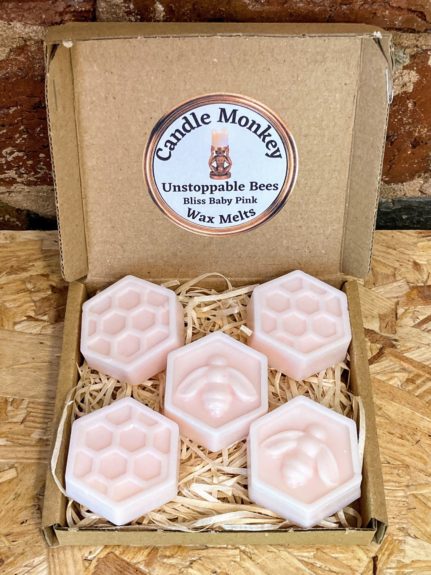 Unstoppable Bees Box Of Honeycomb Shaped Wax Melts Fresh Laundry Clean Home Cotton Washing Fabric Conditioner Inspired Free UK Post