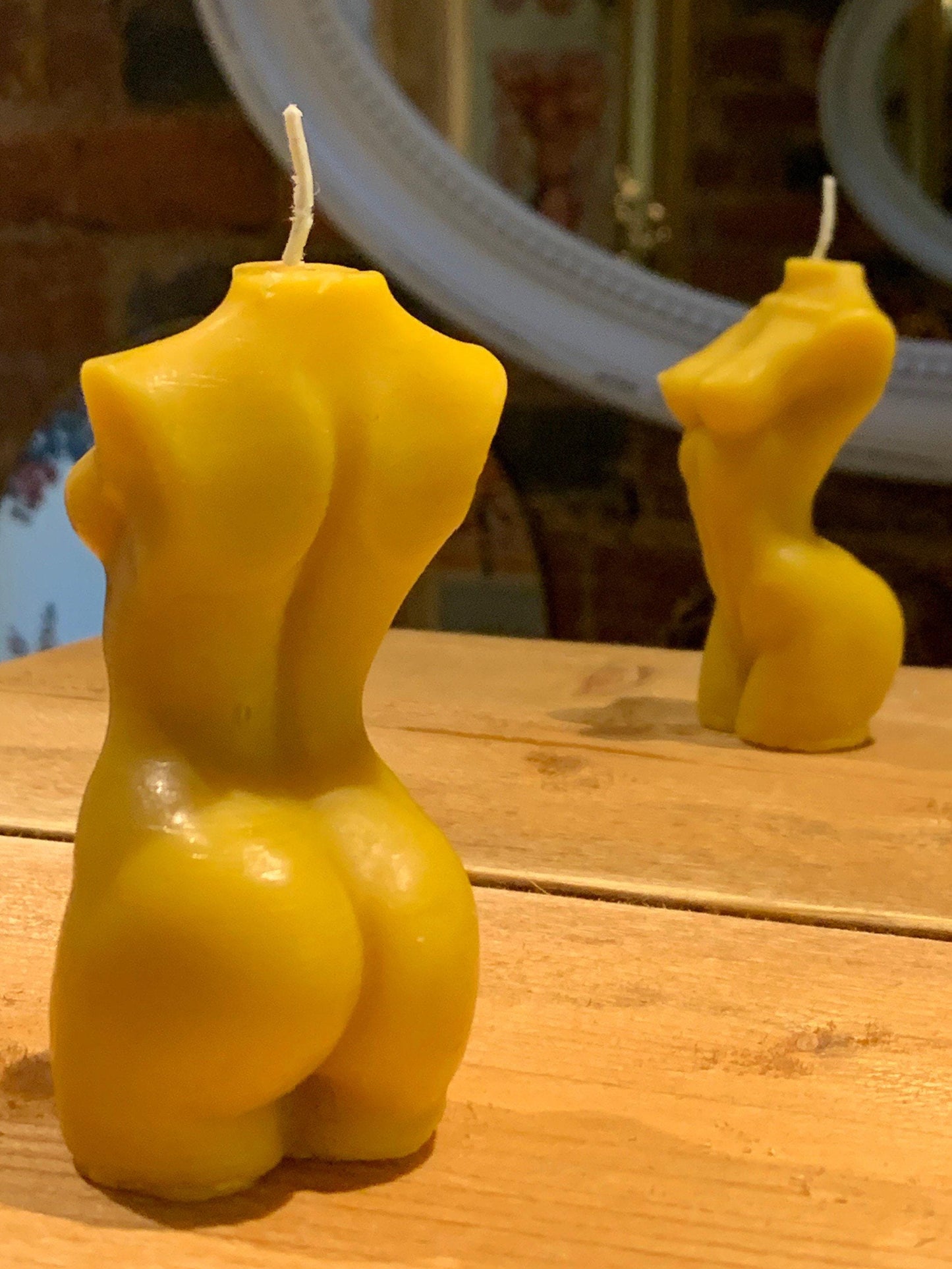 Hand-Poured Beige Aphrodite Nude Female Goddess Form Candle: 100 Gorgeous Scents. Free UK Postage.