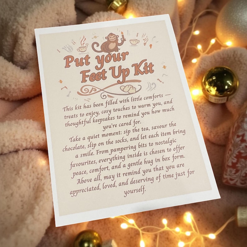 Personalised Christmas “Put Your Feet Up” Gift Hamper for Grandma – Cosy Pamper Treats for Nan, Mum, Auntie – Free UK Delivery