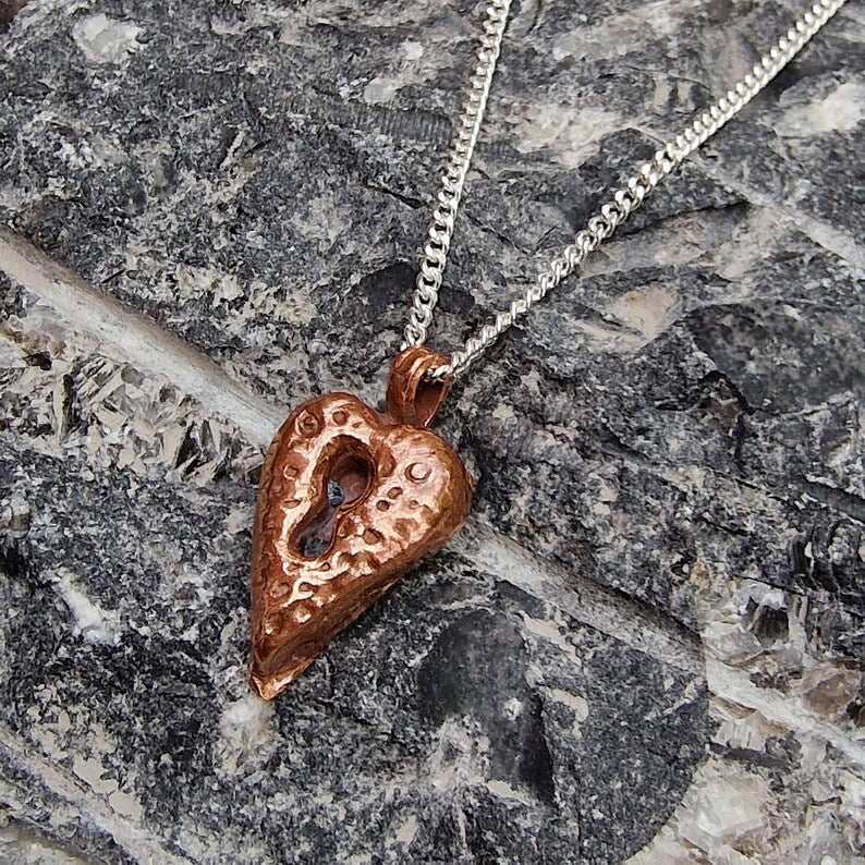 Heartbound Victorian Style Love Token Copper Heart Pendant – Handmade Necklace, Jewellery Gift
