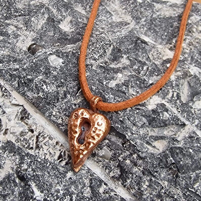 Heartbound Victorian Style Love Token Copper Heart Pendant – Handmade Necklace, Jewellery Gift