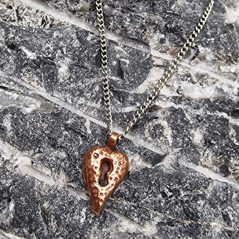 Heartbound Victorian Style Love Token Copper Heart Pendant – Handmade Necklace, Jewellery Gift