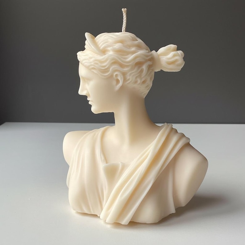 Artemis Candle Large Bust Goddess of Hunt, Moon And Wilderness, Handmade Soy Wax, Mythical Decor Custom Scent & Colour | Free UK Post