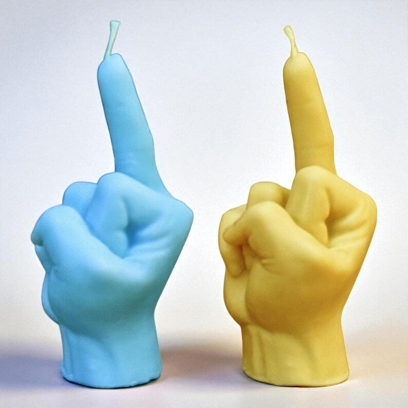 Middle Finger Candle – Funny Rude Swear Gift –Cheeky Home Décor – Novelty Adult Humour Present | Custom Fragrance & Colour | Free UK Post