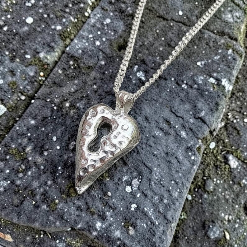 Heartbound Victorian Style Love Token Sterling Silver Heart Pendant – Handmade Necklace Jewellery