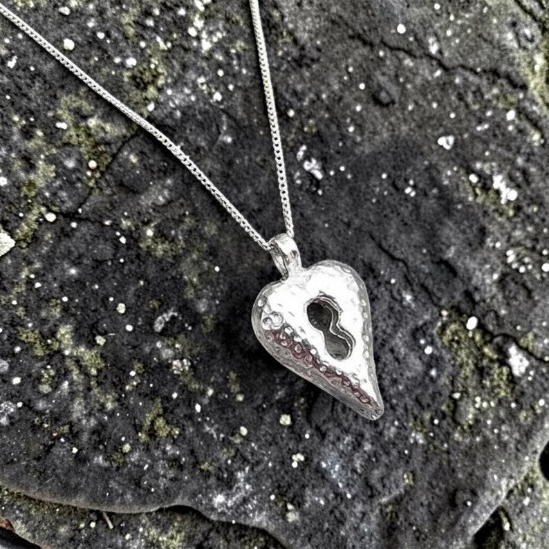 Heartbound Victorian Style Love Token Sterling Silver Heart Pendant – Handmade Necklace Jewellery
