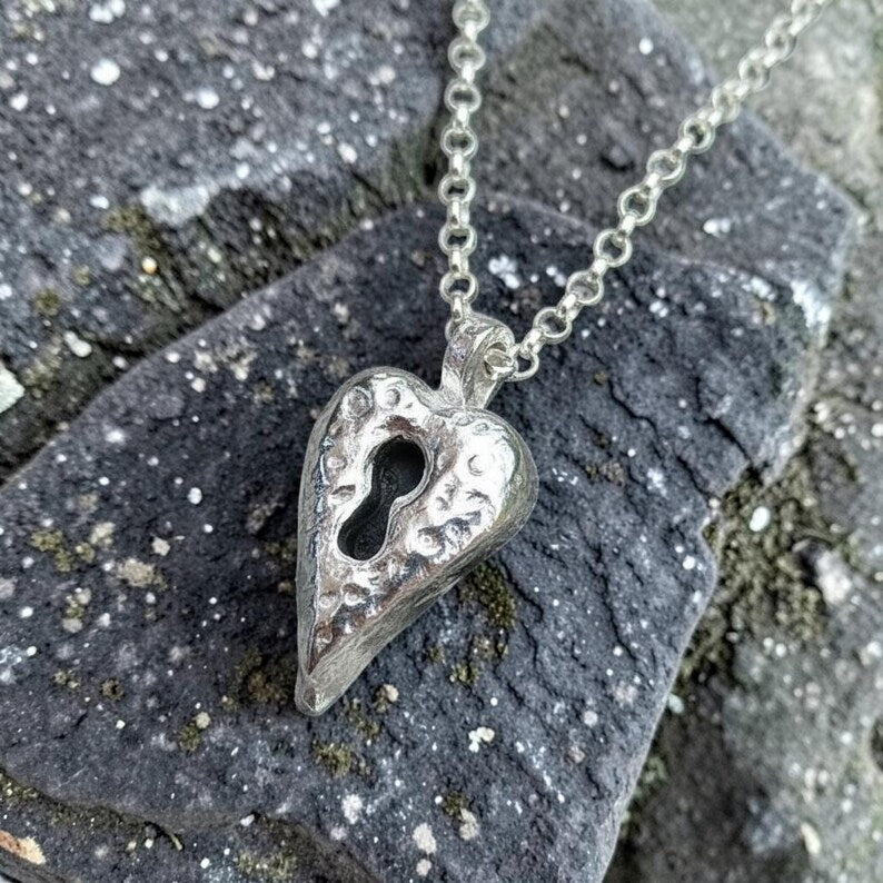 Heartbound Victorian Style Love Token Sterling Silver Heart Pendant – Handmade Necklace Jewellery