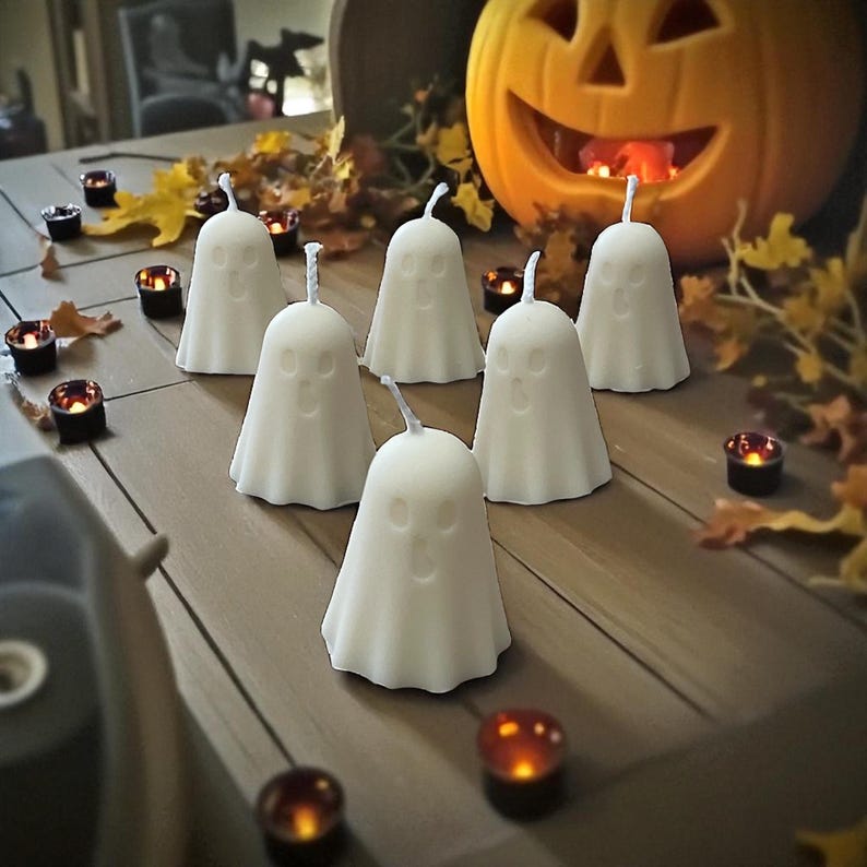 Ghostlings – Set of 6 Mini Ghost Candles | Pumpkin Spice, Decayed Rose or Haunting Flame. Free delivery to UK