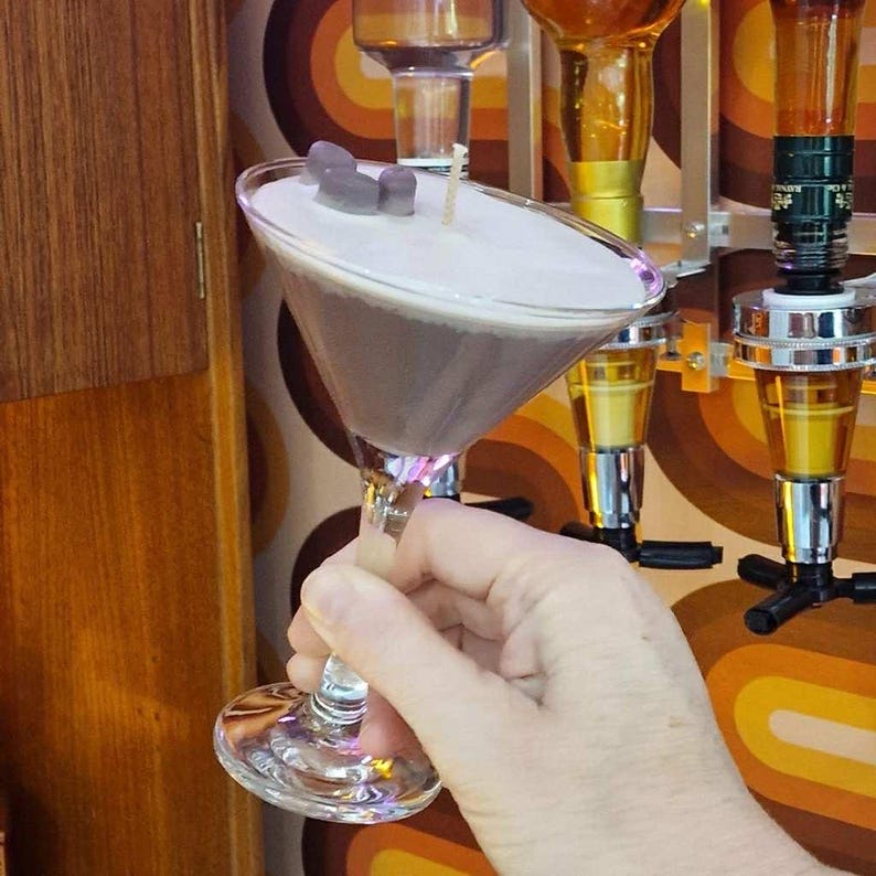 Espresso Martini Candle – Handmade Soy Wax Coffee Candle, Vanilla & Espresso Scent, Unique Gift for Coffee Lovers Free UK Post