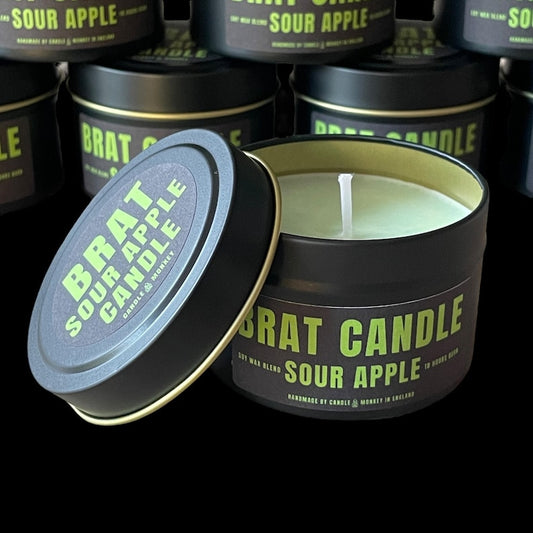 Brat Aesthetic Green Apple – Y2K Brat Core Candle for Bestie, Friend, Daughter, Granddaughter, Niece Etc Free UK delivery