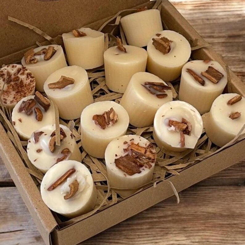 A Christmas Carol Soy Wax Melts Gift Set – Dickens Christmas Collection, Victorian Christmas Scents, Handmade Festive Gift- Free UK Delivery