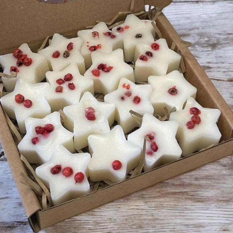 A Christmas Carol Soy Wax Melts Gift Set – Dickens Christmas Collection, Victorian Christmas Scents, Handmade Festive Gift- Free UK Delivery