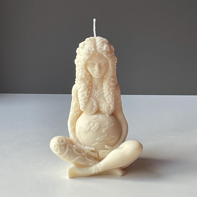 Mother Earth Large Candle – Gaia Ritual Candle | Ancient Pagan & Wiccan Traditions Made in Leicestershire
