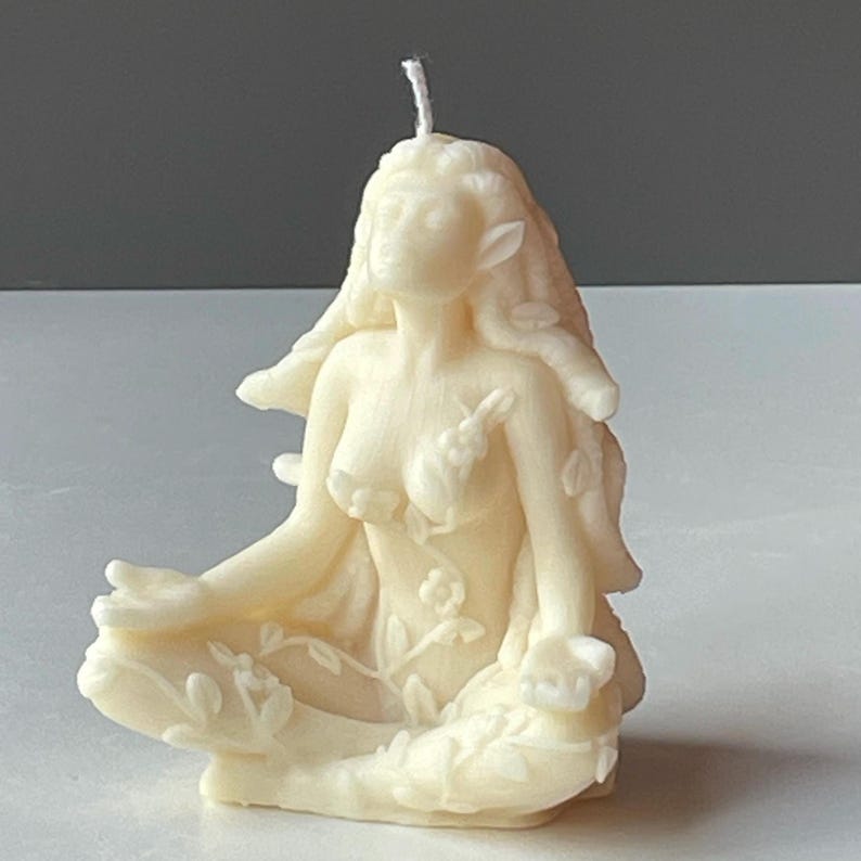 Beltane Goddess Candle – Ritual Candle | Ancient Pagan & Wiccan Traditions Made in Leicestershire