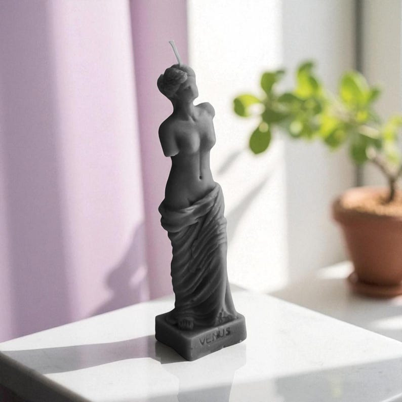 Venus De Milo Roman Goddess Handcrafted Candle – Colour & Scent Of Your Choice, Natural Cotton Wick, Free UK Postage