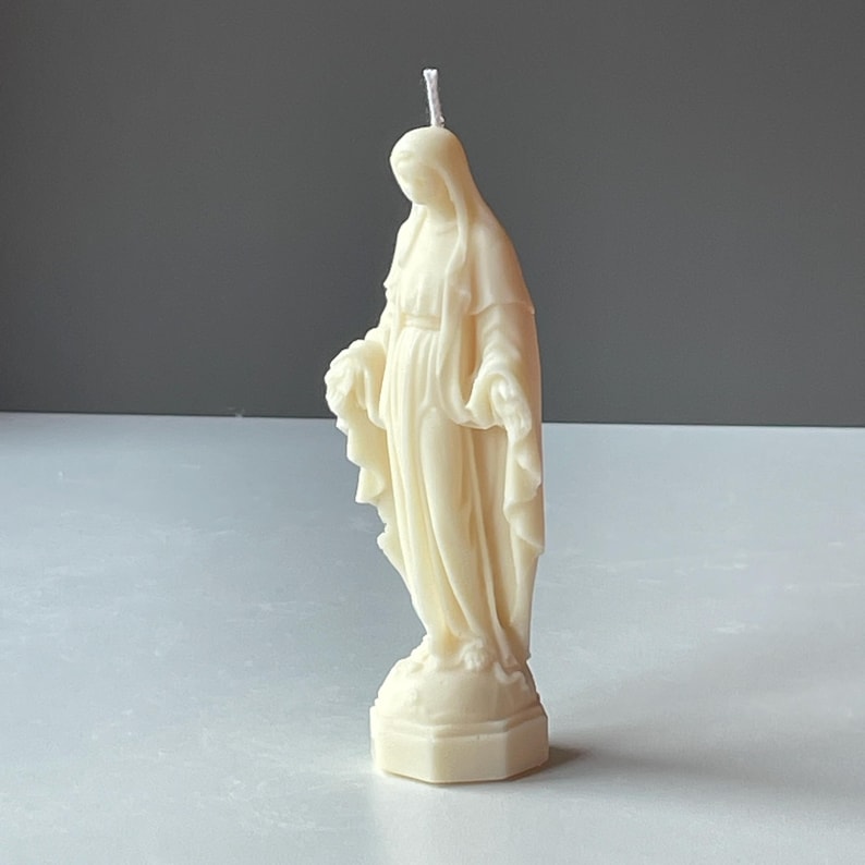 Virgin Mary Devotion Candle – Pure Soy Wax | Handmade in Leicestershire Free Post To UK