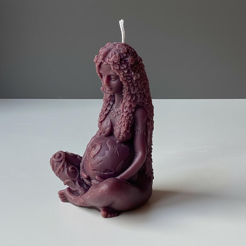 Mother Earth Candle –  11cm Gaia Ritual Candle | Colour Fragrance Choice, Ancient Pagan & Wiccan Traditions Made in Leicestershire