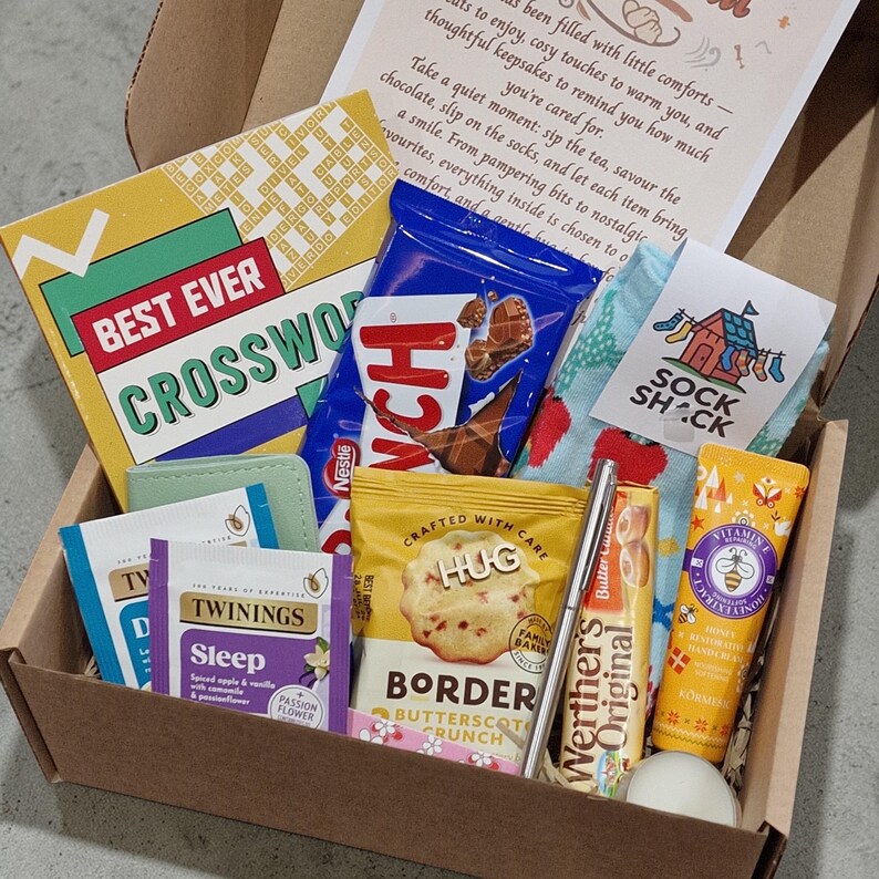 Personalised “Put Your Feet Up” Gift Hamper for Grandma – Thoughtful Pamper Treats for Nan, Mum, Auntie – Free UK Delivery