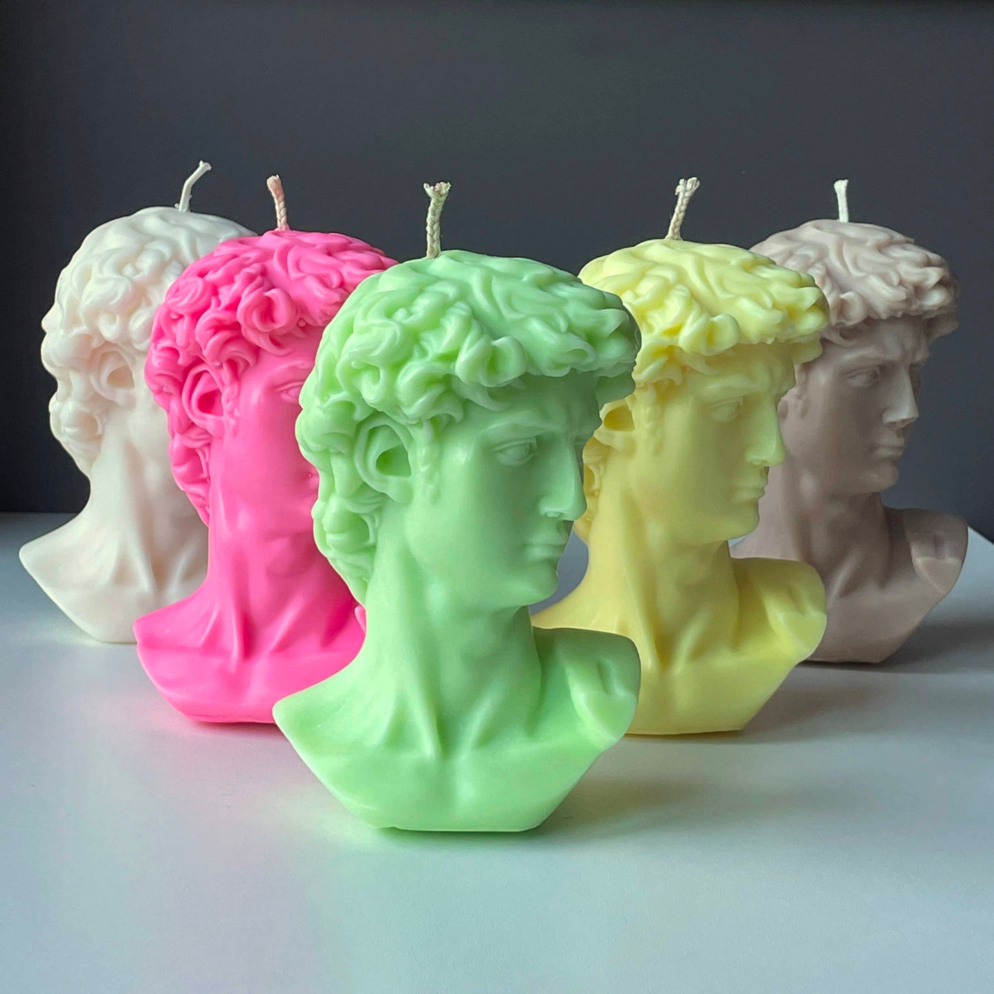Michelangelo David – Renaissance Art Sculpture Bust – Handmade Soy Blend Candle, Multiple Colours & Fragrances, Bespoke Gift, UK Free Post