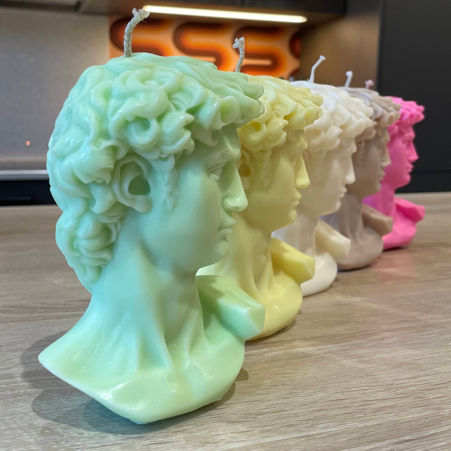 Michelangelo David – Renaissance Art Sculpture Bust – Handmade Soy Blend Candle, Multiple Colours & Fragrances, Bespoke Gift, UK Free Post