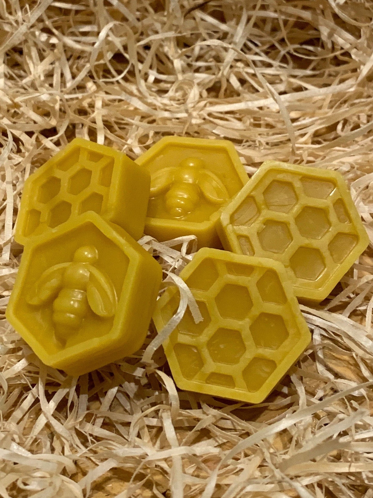 Totally Natural Pure Beeswax & Essential Oil Bergamot Eucalyptus Sweet Orange Tea Tree Lavender Peppermint Wax Melts. Free UK Post