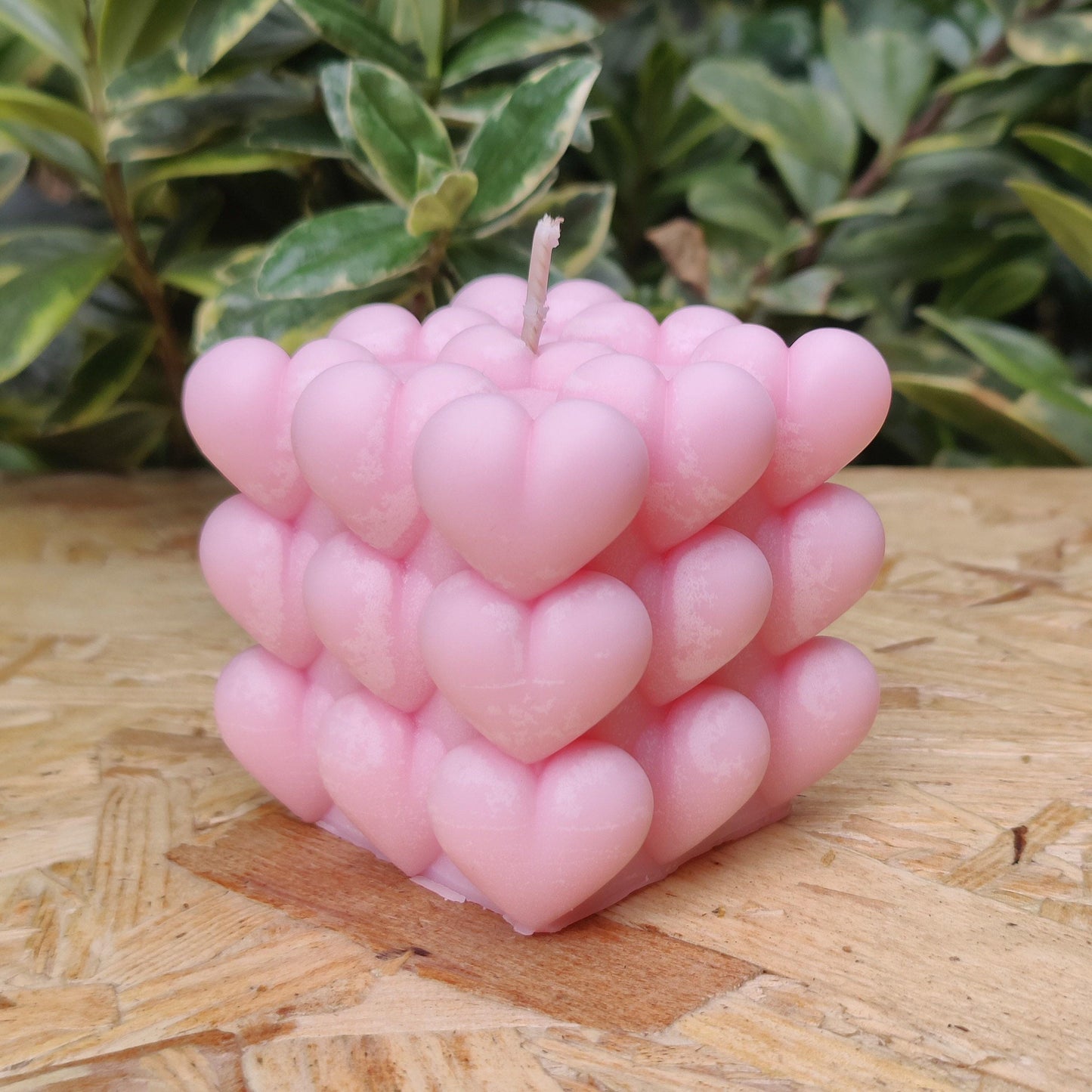 Handmade Pink Bubble Heart Cube Romantic Love Gift Wedding Candle Natural Soy Wax Malone Fragrances & Choice of Colour. Free UK Post