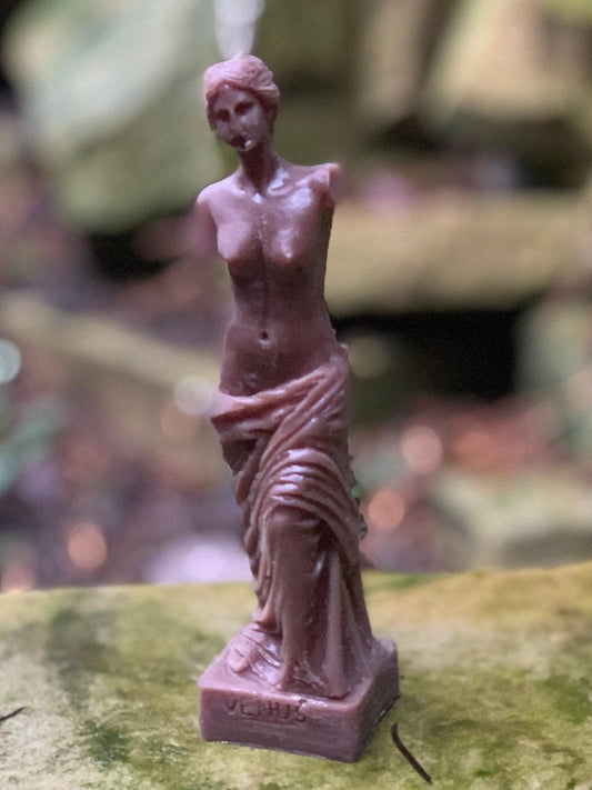 Brown Venus De Milo Roman Goddess Hand Crafted Candle: 100 Scents, Soy Blend, Natural Cotton Wick. Free UK Postage.