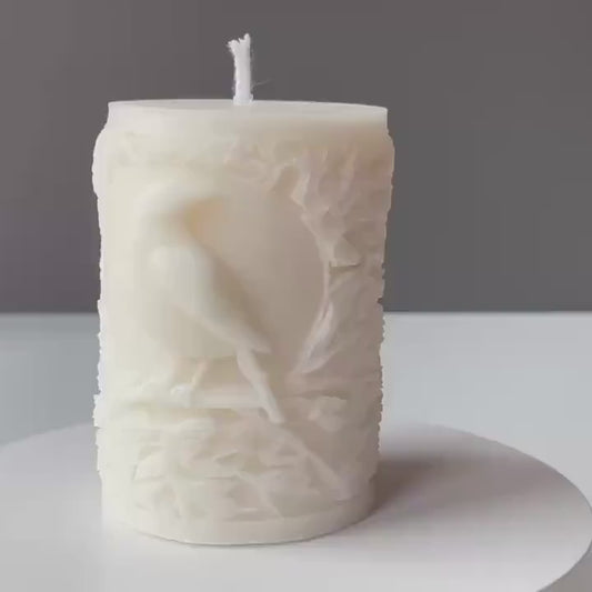 Corvidae Crow Raven – Bird Figure Candle | Soy Wax Handmade in Leicestershire Free Post To UK